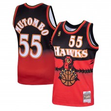 Игровая джерси Atlanta Hawks Dikembe Mutombo 1996 Hardwood Classics Road Swingman By Mitchell & Ness - Scarlett - Mens