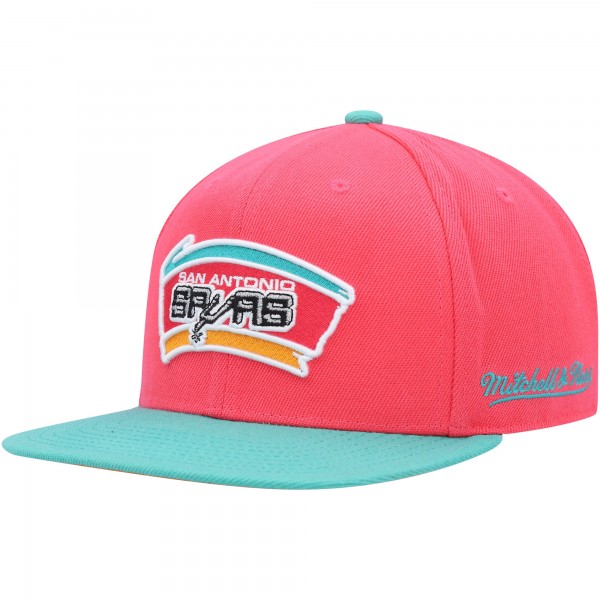Бейсболка San Antonio Spurs Mitchell & Ness Hardwood Classics 35th Anniversary Team Side - Pink/Teal