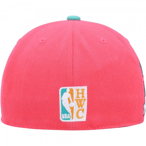 Бейсболка San Antonio Spurs Mitchell & Ness Hardwood Classics 35th Anniversary Team Side - Pink/Teal
