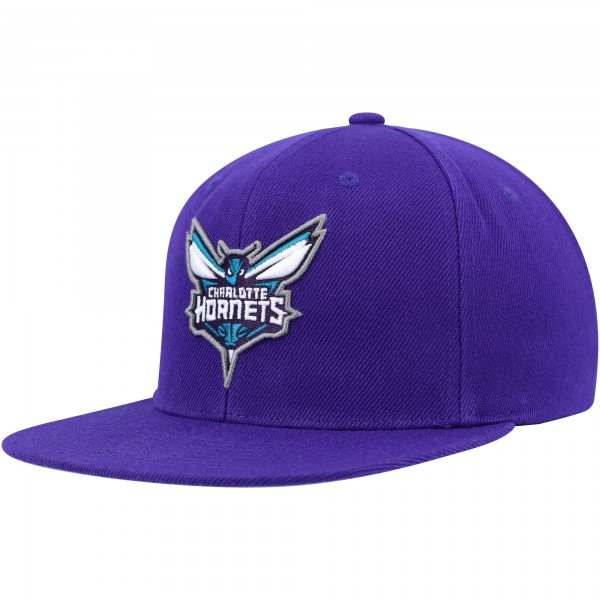 Бейсболка Charlotte Hornets Mitchell & Ness Side Core 2.0 - Purple