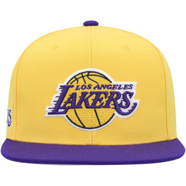 Бейсболка Los Angeles Lakers Mitchell & Ness Gold/Purple Side Core 2.0