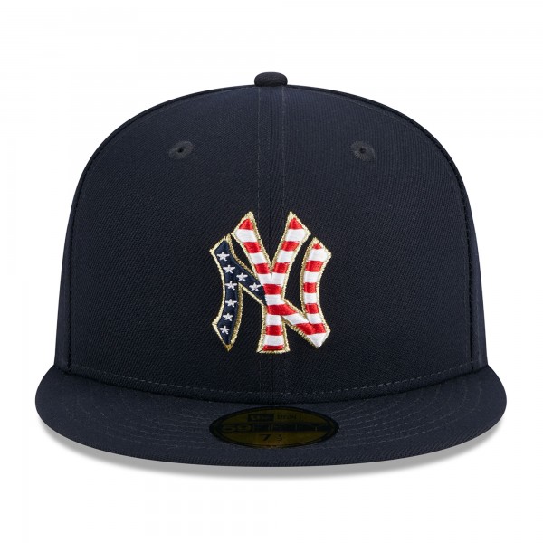 Бейсболка New York Yankees New Era 2023 Fourth of July 59FIFTY - Navy