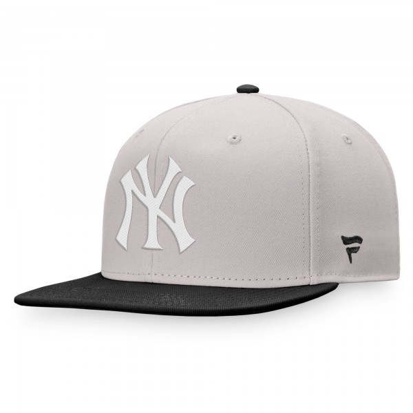 New York Yankees Fanatics Gray/Black Sky Team Patch Snapback Hat