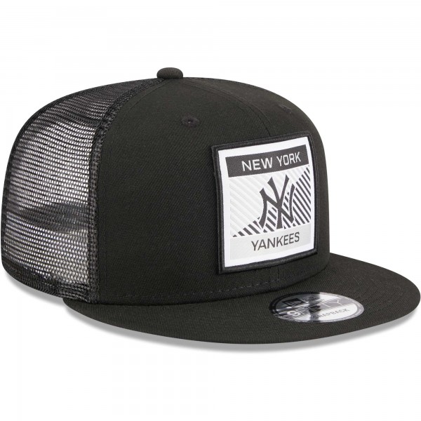 Бейсболка New York Yankees New Era Scratch Squared Trucker 9FIFTY - Black