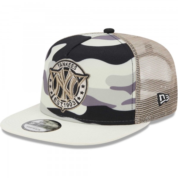 Бейсболка New York Yankees New Era Chrome Camo A-Frame 9FIFTY Trucker - White