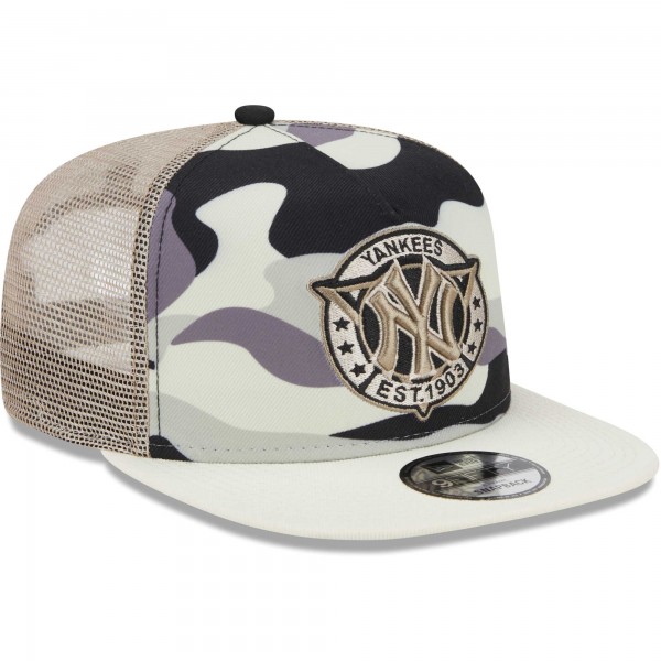 Бейсболка New York Yankees New Era Chrome Camo A-Frame 9FIFTY Trucker - White