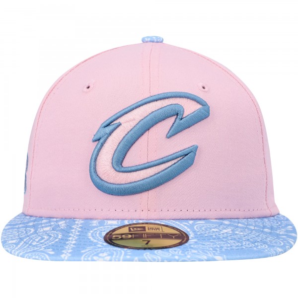 Бейсболка Cleveland Cavaliers New Era Paisley Visor 59FIFTY - Pink/Light Blue