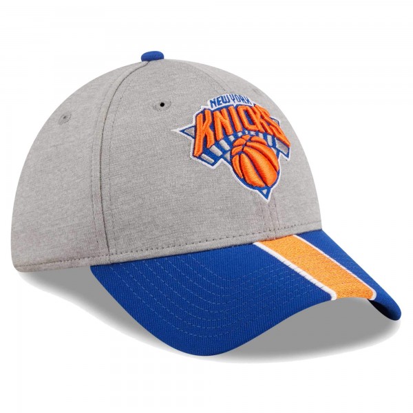 Бейсболка New York Knicks New Era Striped 39THIRTY - Gray/Blue