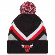 Шапка с помпоном Chicago Bulls New Era Zig Zag Cuffed Knit - Black