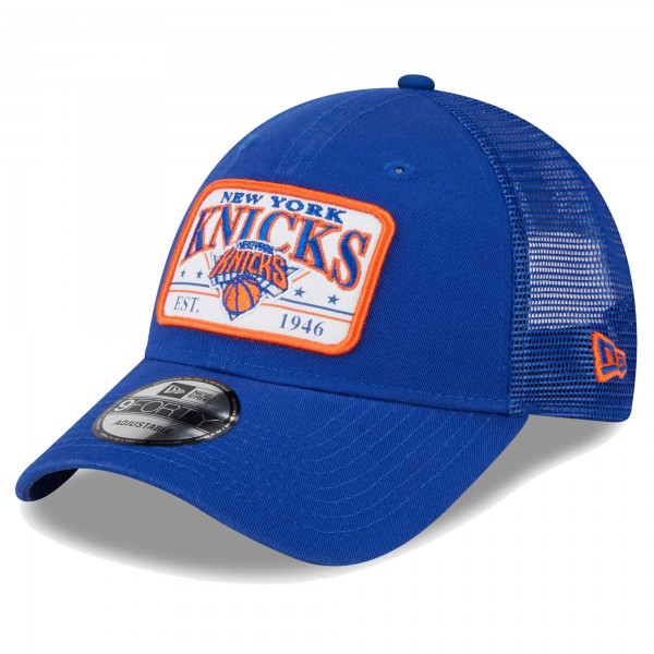Бейсболка New York Knicks New Era Plate Oversized Patch Trucker 9FORTY - Blue