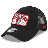 Бейсболка Portland Trail Blazers New Era Plate Oversized Patch Trucker 9FORTY - Black