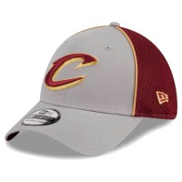 Бейсболка Cleveland Cavaliers New Era Piped Two-Tone 39THIRTY - Gray/Wine