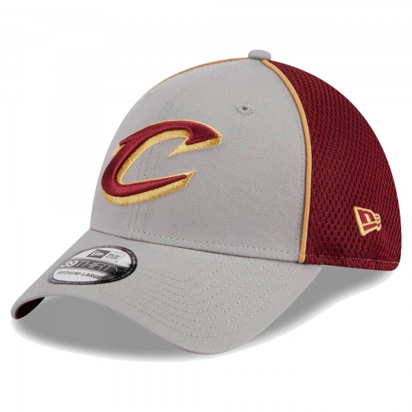 Бейсболка Cleveland Cavaliers New Era Piped Two-Tone 39THIRTY - Gray/Wine