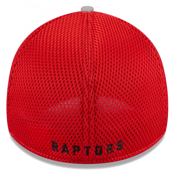 Бейсболка Toronto Raptors New Era Piped Two-Tone 39THIRTY - Gray/Red