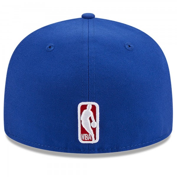 Бейсболка Philadelphia 76ers New Era Chainstitch Logo Pin 59FIFTY - Royal