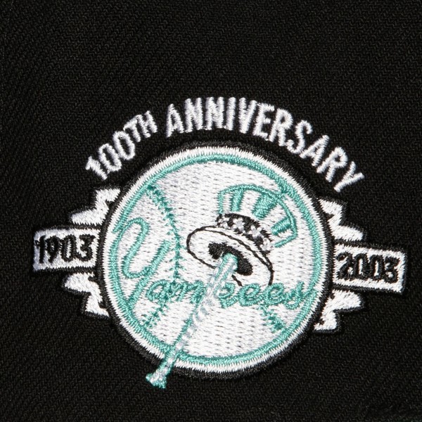 Бейсболка New York Yankees Mitchell & Ness Hometown - Black/Teal