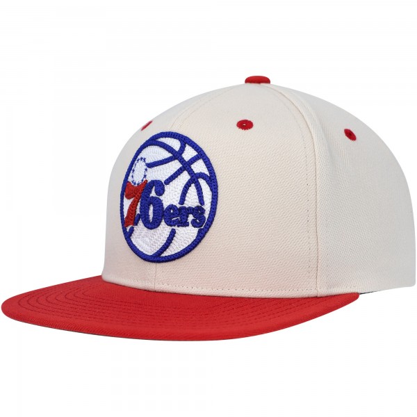 Бейсболка Philadelphia 76ers Mitchell & Ness Hardwood Classics 2-Tone Chain-Stitch - Cream/Red