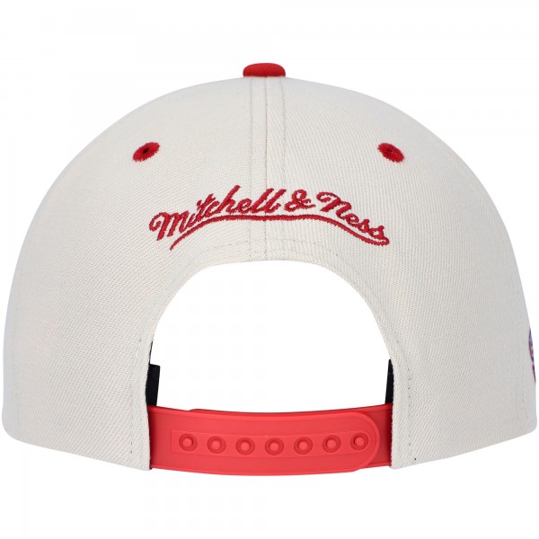Бейсболка Philadelphia 76ers Mitchell & Ness Hardwood Classics 2-Tone Chain-Stitch - Cream/Red