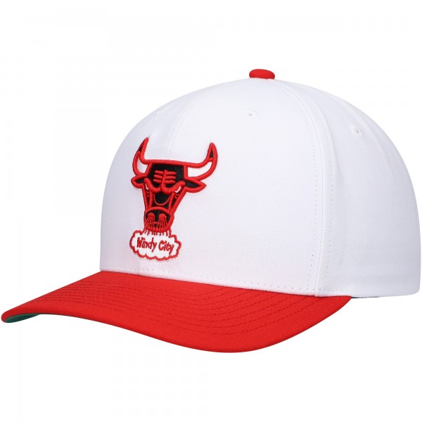 Бейсболка Chicago Bulls Mitchell & Ness Hardwood Classics Core 2-Tone 2.0 Pro - White/Red