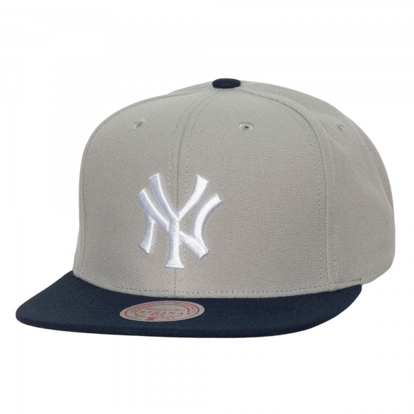 New York Yankees Mitchell & Ness Gray Cooperstown Collection Away Snapback Hat
