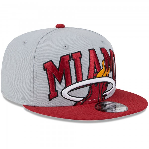 Бейсболка Miami Heat New Era Gray/Red Tip-Off Two-Tone 9FIFTY Snapback