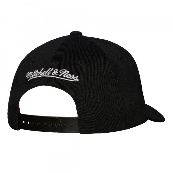 Бейсболка San Antonio Spurs Mitchell & Ness MVP Team Script 2.0 - Black