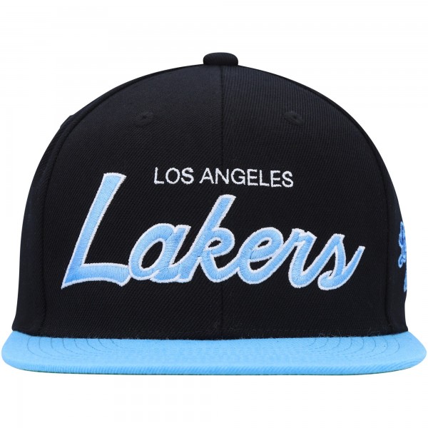 Бейсболка Los Angeles Lakers Mitchell & Ness Hardwood Classics MVP Team Script 2.0 - Black