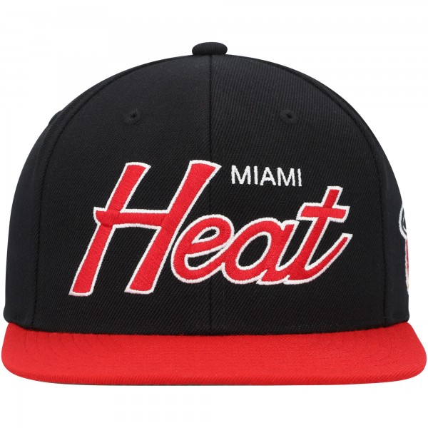 Бейсболка Miami Heat Mitchell & Ness Hardwood Classics MVP Team Script 2.0 - Black