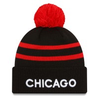 Шапка с помпоном Chicago Bulls New Era 2023/24 City Edition Cuffed - Black