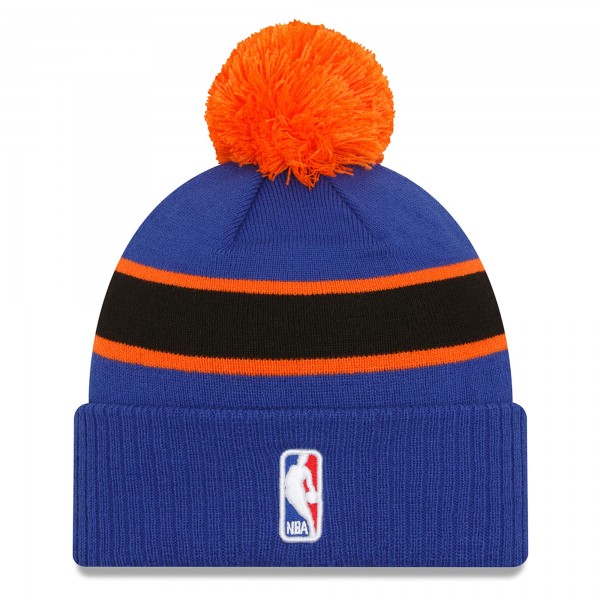 Шапка с помпоном New York Knicks New Era 2023/24 City Edition Cuffed - Blue