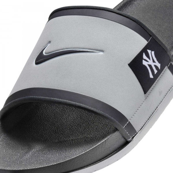 New York Yankees Nike Offcourt Slide Sandals