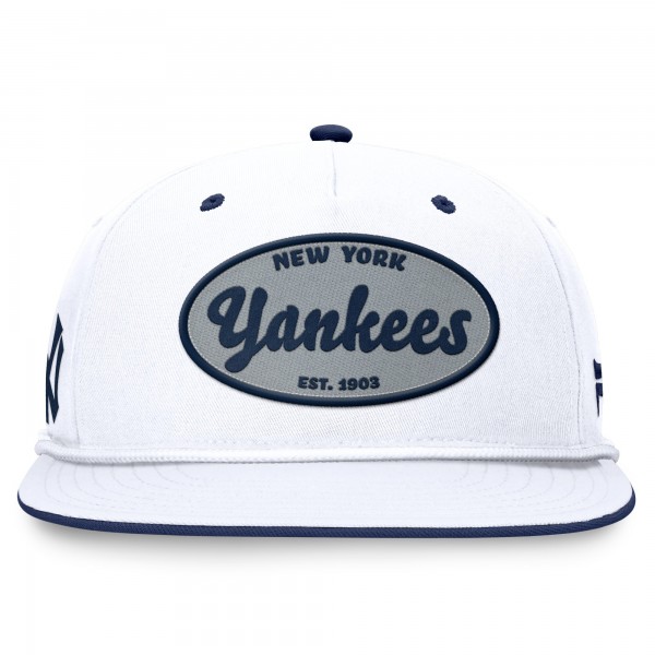 New York Yankees Fanatics White Cooperstown Collection Iron Golfer Snapback Hat