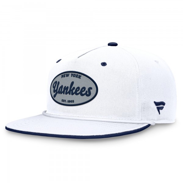 New York Yankees Fanatics White Cooperstown Collection Iron Golfer Snapback Hat