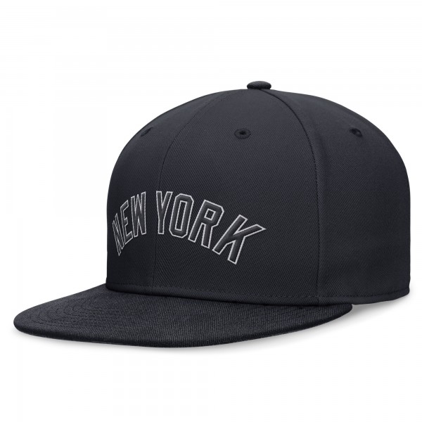 Бейсболка New York Yankees Nike Navy Performance