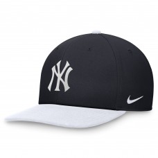 New York Yankees Nike Navy/White Two-Tone Snapback Hat