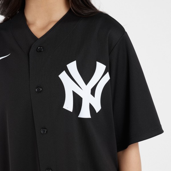 Джерси New York Yankees Aaron Judge Nike Black Replica Player