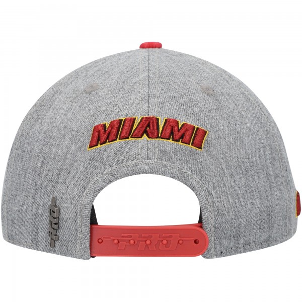 Бейсболка Miami Heat Pro Standard Gray/Red Classic Logo Two-Tone