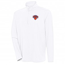 New York Knicks Antigua White Hunk Quarter-Zip Pullover Top