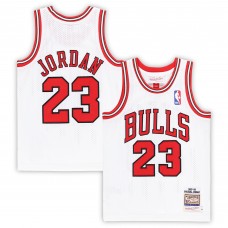 Джерси Дошкольнику Chicago Bulls Michael Jordan Mitchell & Ness White 1997/98 Hardwood Classics Authentic