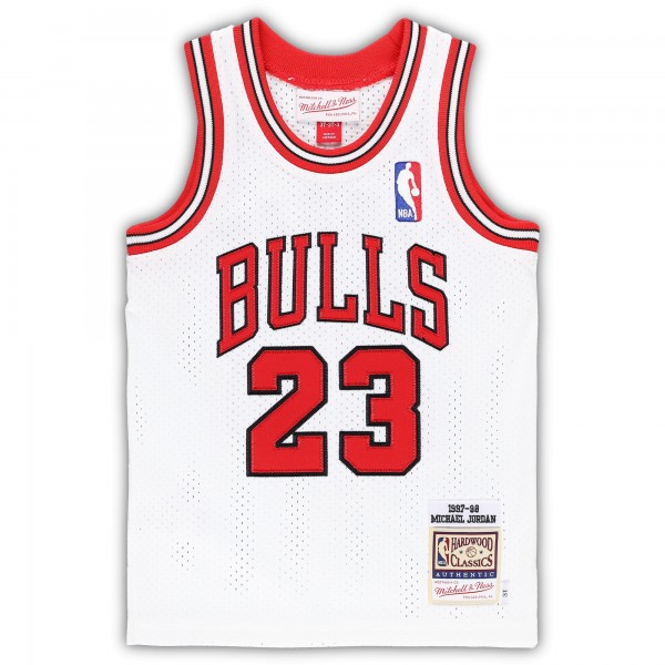 Toddler Chicago Bulls Michael Jordan Mitchell & Ness White 1997/98 Hardwood Classics Authentic Jersey