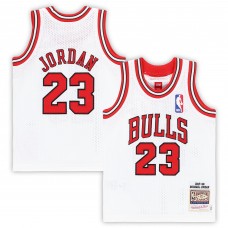 Малышам Chicago Bulls Michael Jordan Mitchell & Ness White 1997/98 Hardwood Classics Authentic Jersey