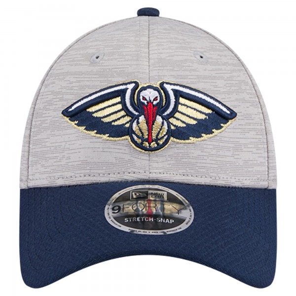Бейсболка New Orleans Pelicans New Era Heather Gray/Navy Active Digi-Tech Two-Tone 9FORTY