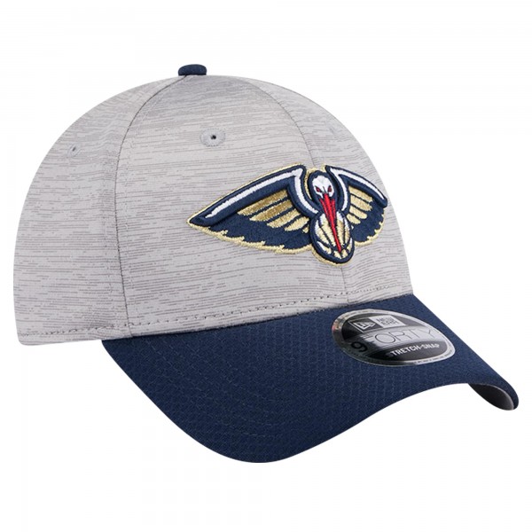 Бейсболка New Orleans Pelicans New Era Heather Gray/Navy Active Digi-Tech Two-Tone 9FORTY