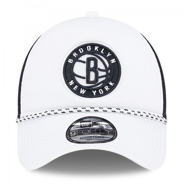 Бейсболка Brooklyn Nets New Era Court Sport Foam A-Frame 9FORTY - White/Black