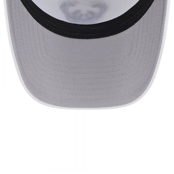 Бейсболка Milwaukee Bucks New Era White/Hunter Green Court Sport Foam A-Frame 9FORTY