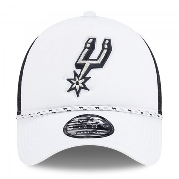 Бейсболка San Antonio Spurs New Era Court Sport Foam A-Frame 9FORTY - White/Black