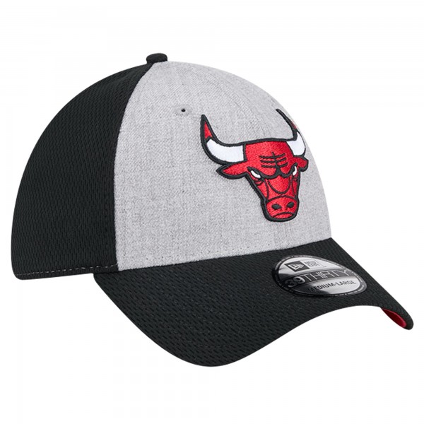 Бейсболка Chicago Bulls New Era Two-Tone 39THIRTY - Heather Gray/Black