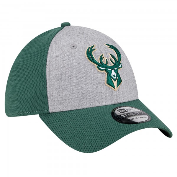 Бейсболка Milwaukee Bucks New Era Heather Gray/Hunter Green Two-Tone 39THIRTY