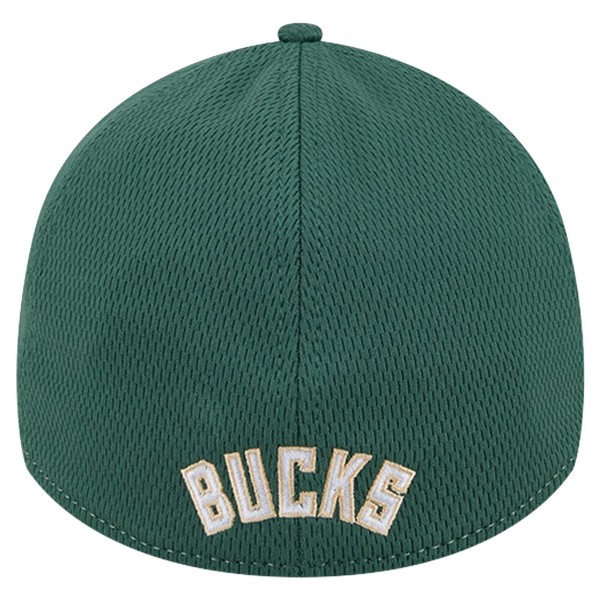 Бейсболка Milwaukee Bucks New Era Heather Gray/Hunter Green Two-Tone 39THIRTY