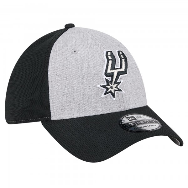 Бейсболка San Antonio Spurs New Era Two-Tone 39THIRTY- Heather Gray/Black